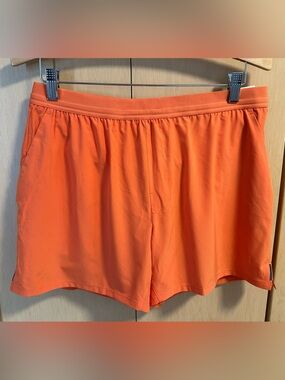 VRST 5” Inseam Accelerate Lined Shorts - NWT